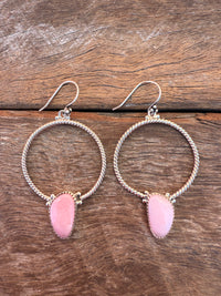 Lottie Hoop Earrings - Pink Conch Stones
