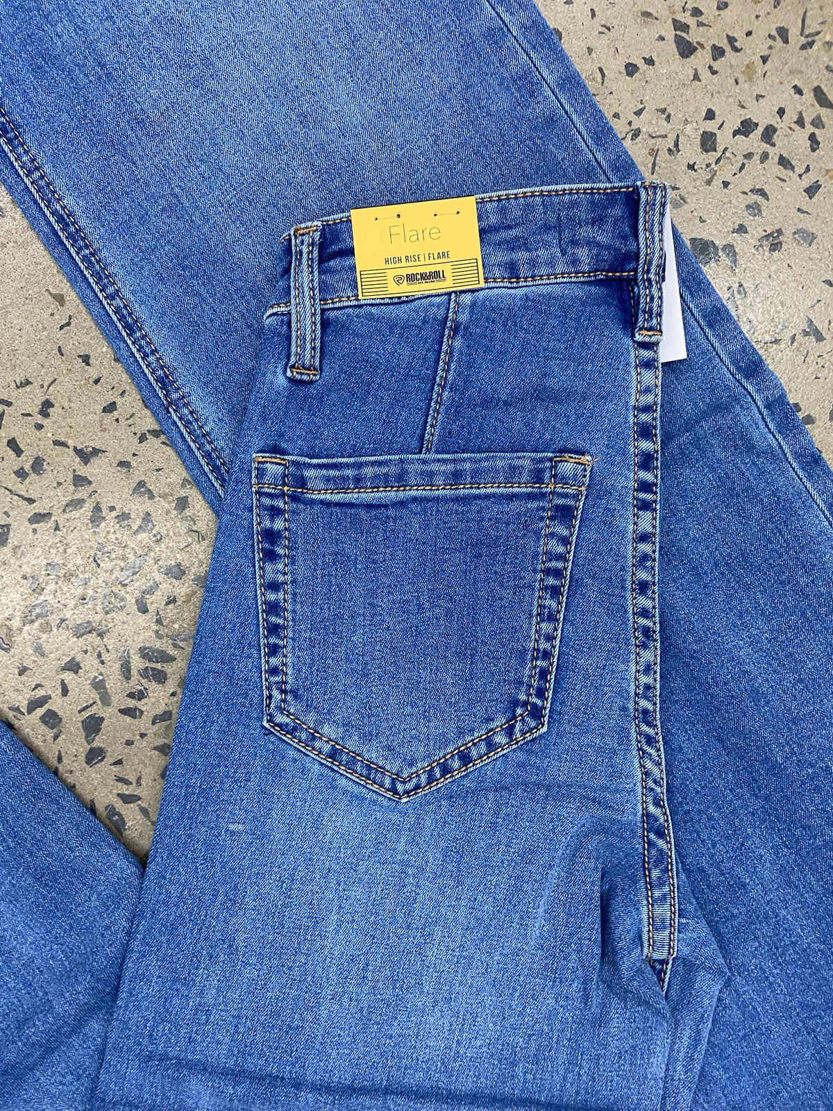 Rock & Roll Cowgirl Jeans - BW6HD07213 - Patch Pocket Relaxed High Rise Flare