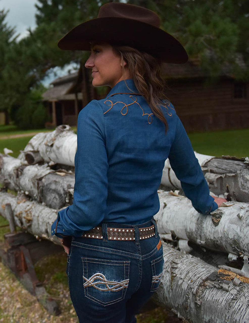 Cowgirl Tuff Pullover Arena Shirt - Denim With Brown Suede