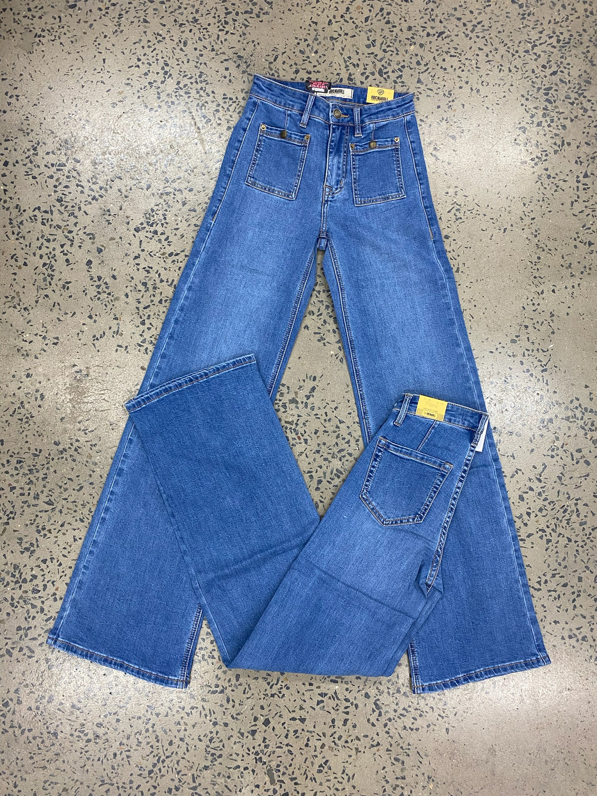 Rock & Roll Cowgirl Jeans - BW6HD07213 - Patch Pocket Relaxed High Rise Flare