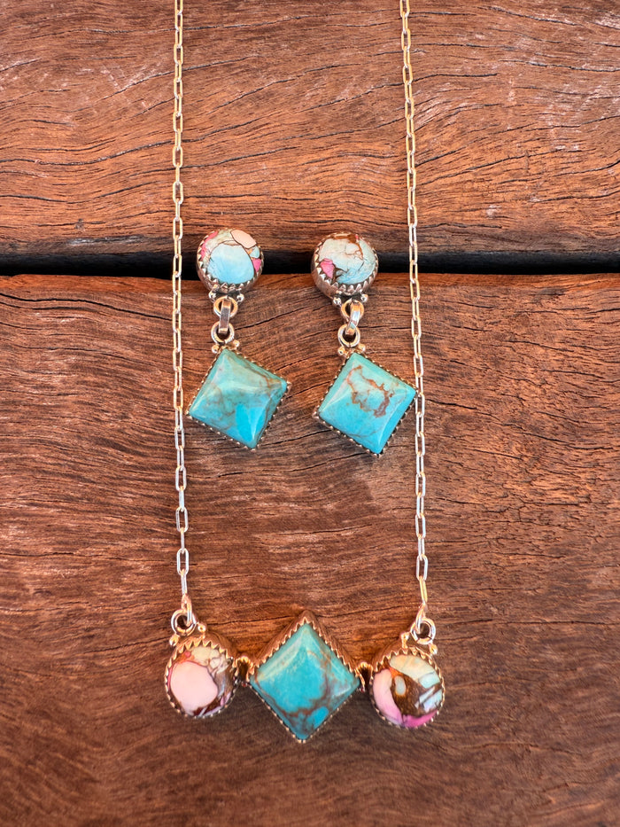 Braveheart Necklace & Earring Set - Pink Dahlia & Turquoise Stones