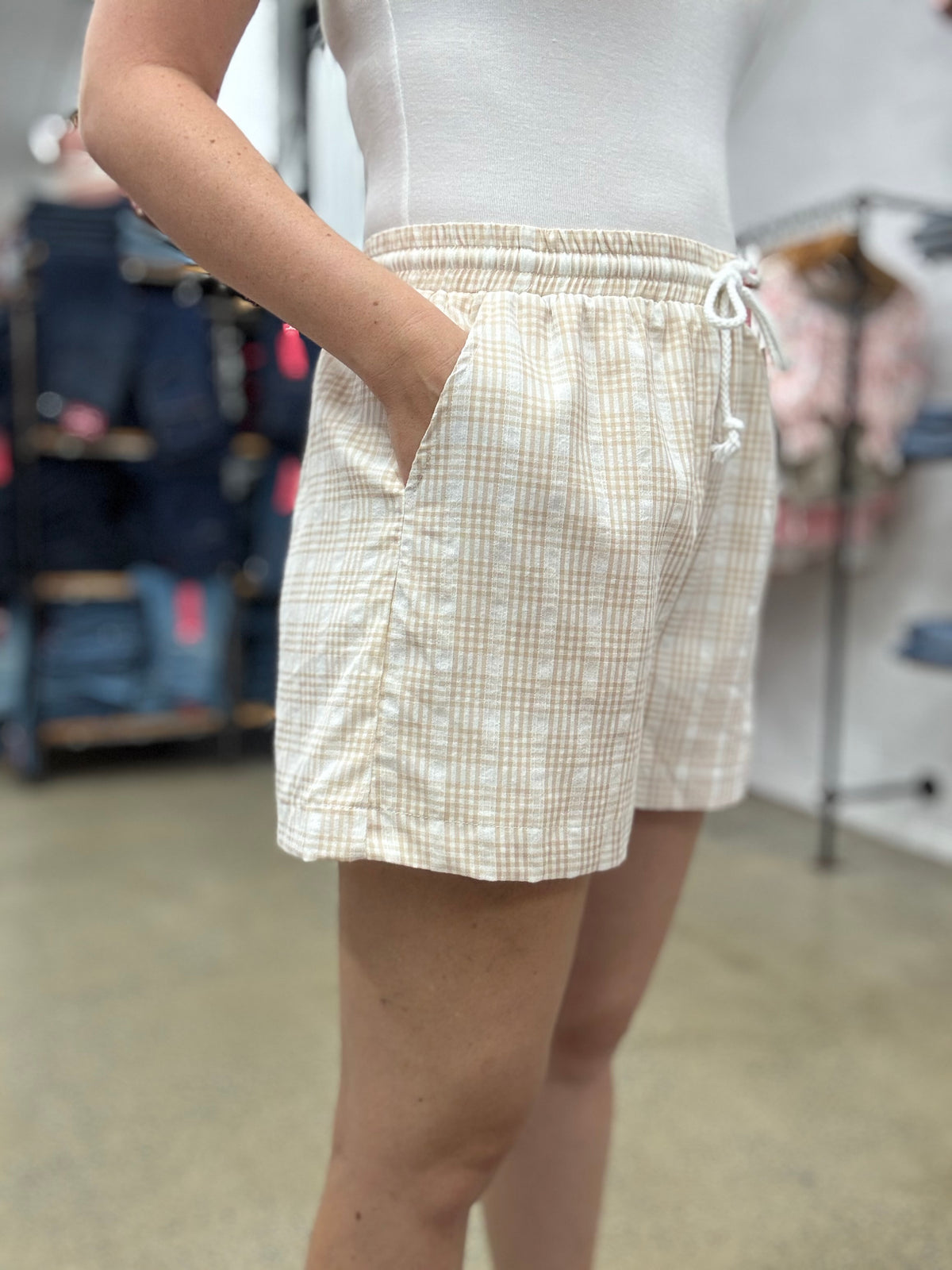 Rowan Short - Beige Plaid