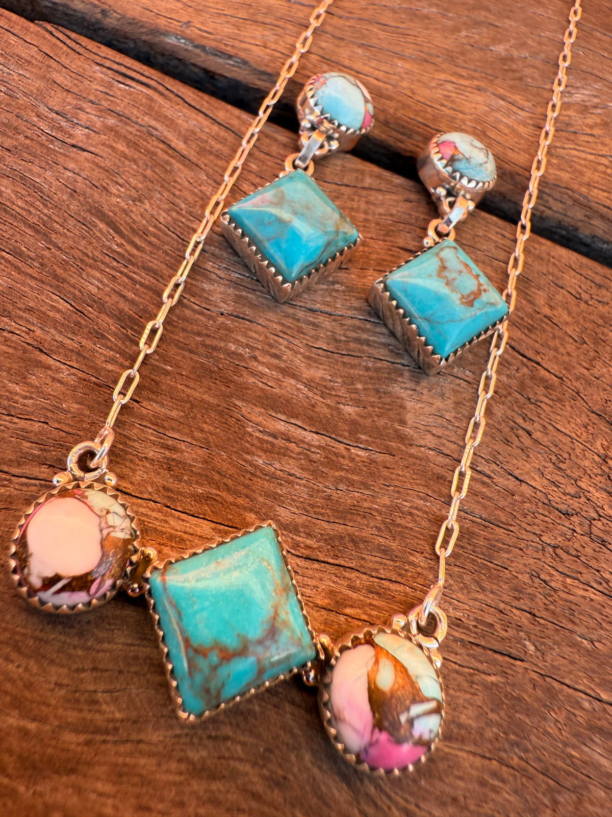 Braveheart Necklace & Earring Set - Pink Dahlia & Turquoise Stones