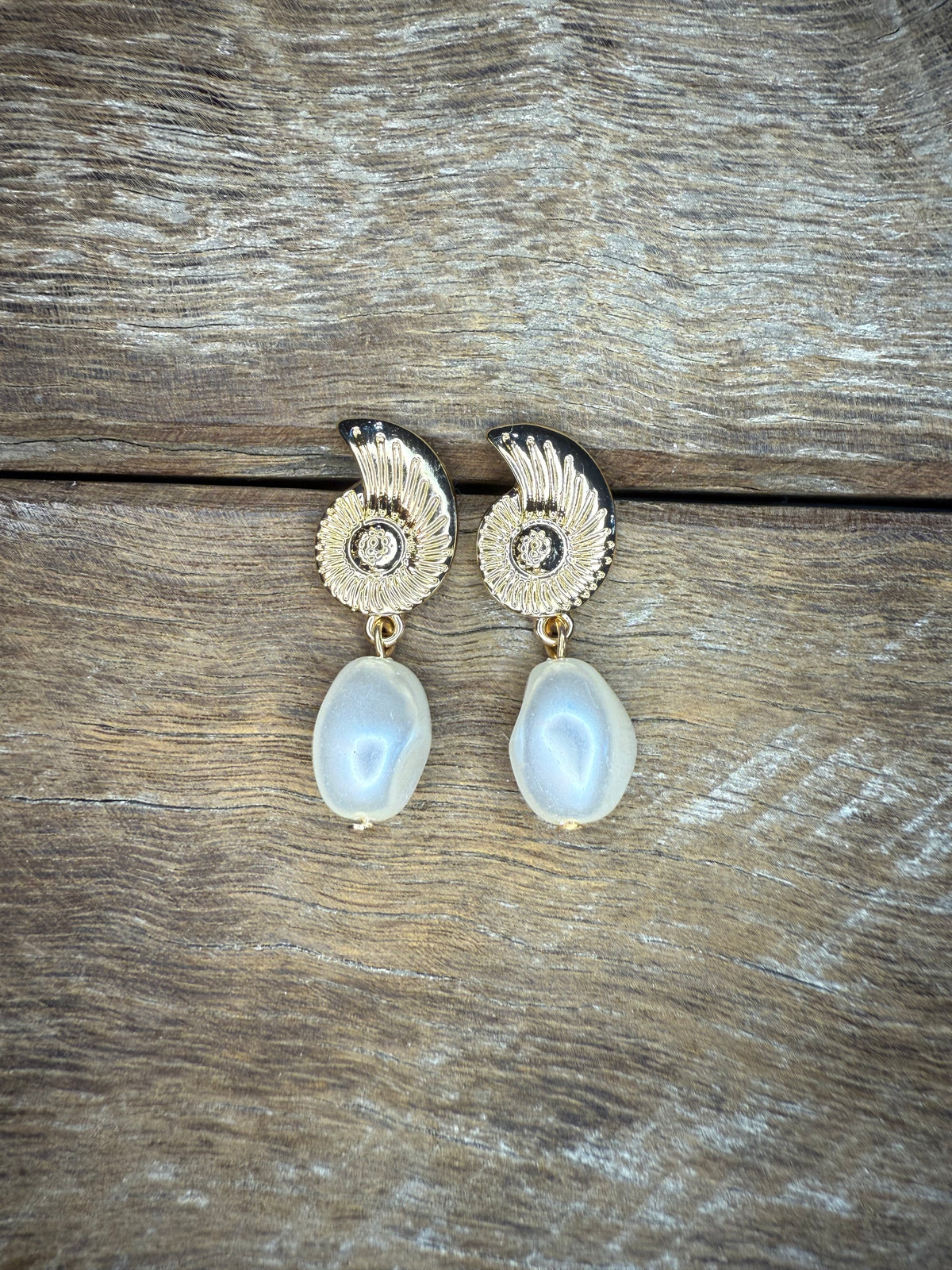 Earrings - Pearl Seashell Drop
