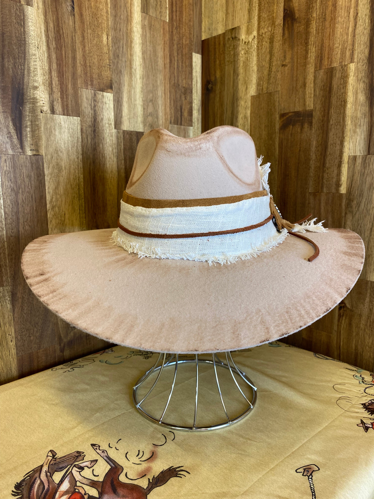 Pinch Front Felt Hat - Sand