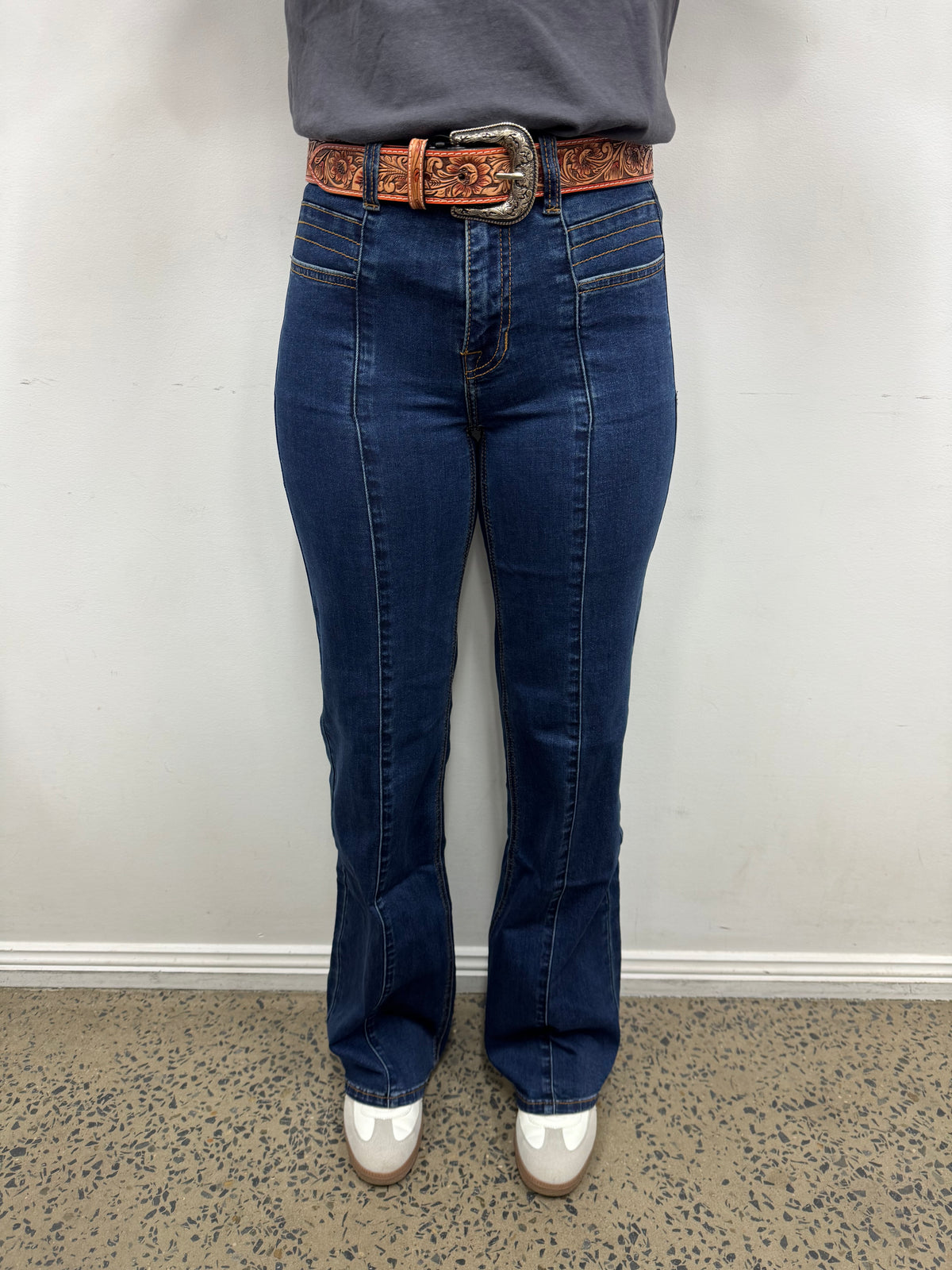 Rock & Roll Cowgirl Jeans - BW6HD07214 - Front Seam Relaxed High Rise Flare