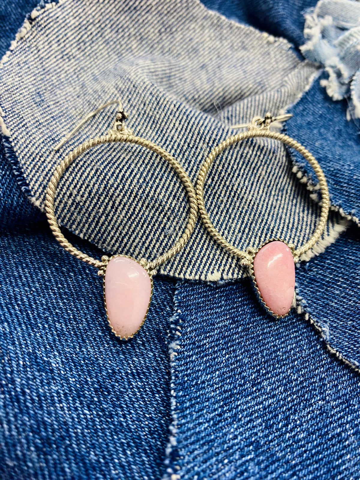Lottie Hoop Earrings - Pink Conch Stones