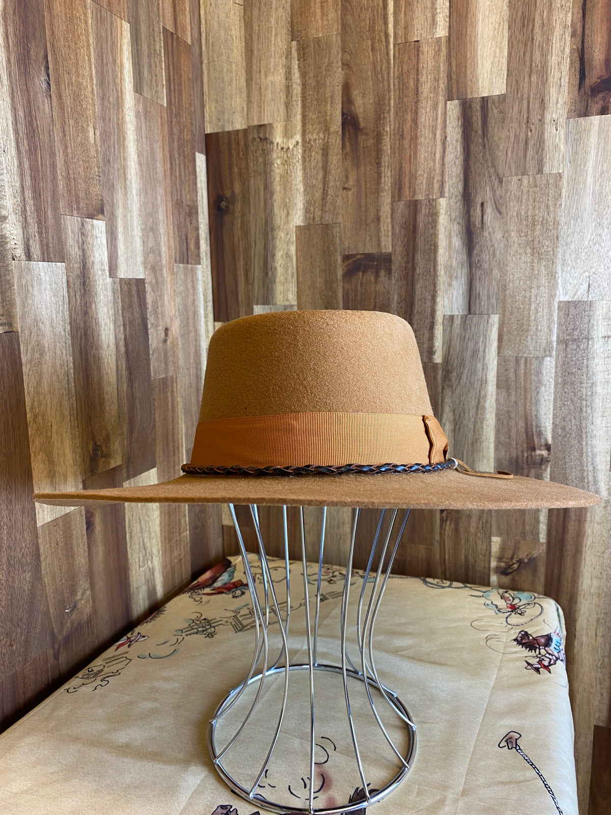 Gambler Felt Hat - Camel With Brown Ribbon
