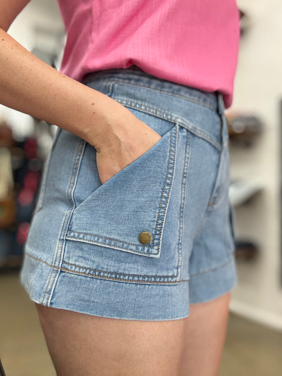 Polly Shorts - Light Denim High Waisted