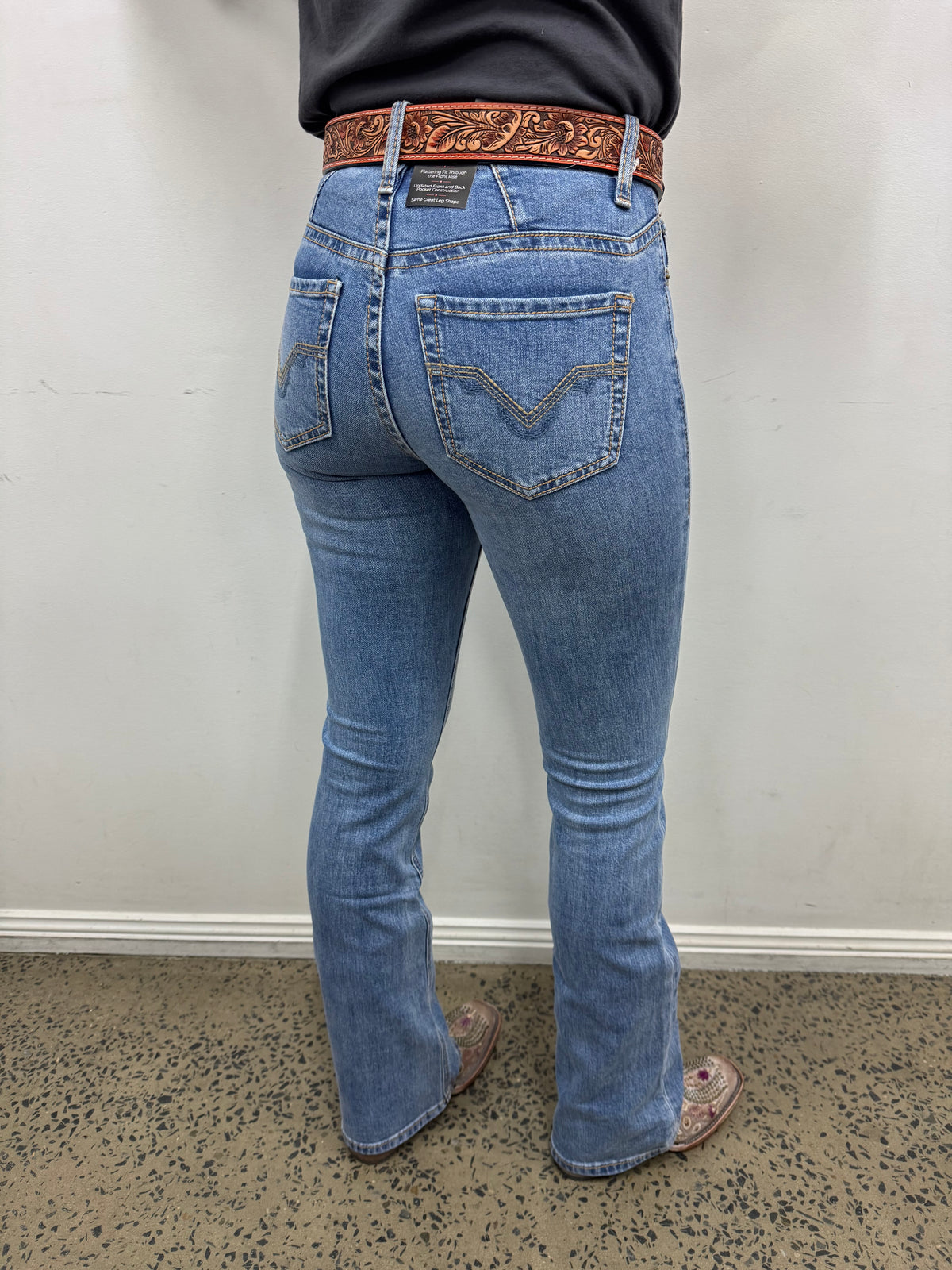 Rock & Roll Cowgirl Jeans - BW4HD07197 - Yoke Detail High Rise Bootcut