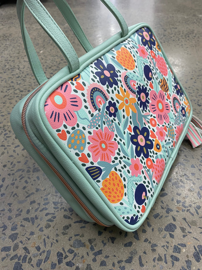 Garden Love Vantity Toiletries Bag