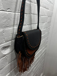 Sadie - Black & Tan Saddle Crossbody