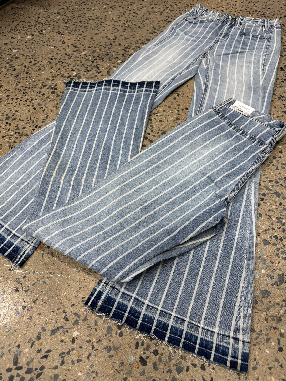 Rock & Roll Cowgirl Jeans - W8H2533 - Stripe High Rise Trouser