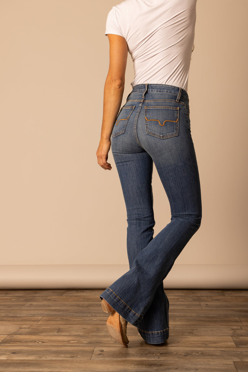 Kimes Ranch Jeans Jennifer Mid Wash