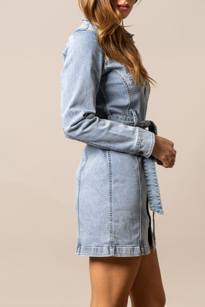 Kimes Winslow Trucker Dress - Light Wash Indigo
