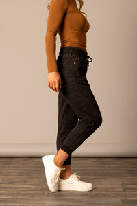 Kimes Ranch Joanie Jogger - Black