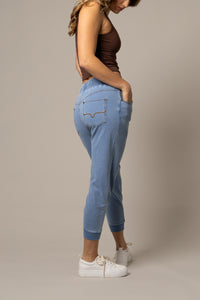 Kimes Ranch Joanie Jogger - Light Wash Indigo
