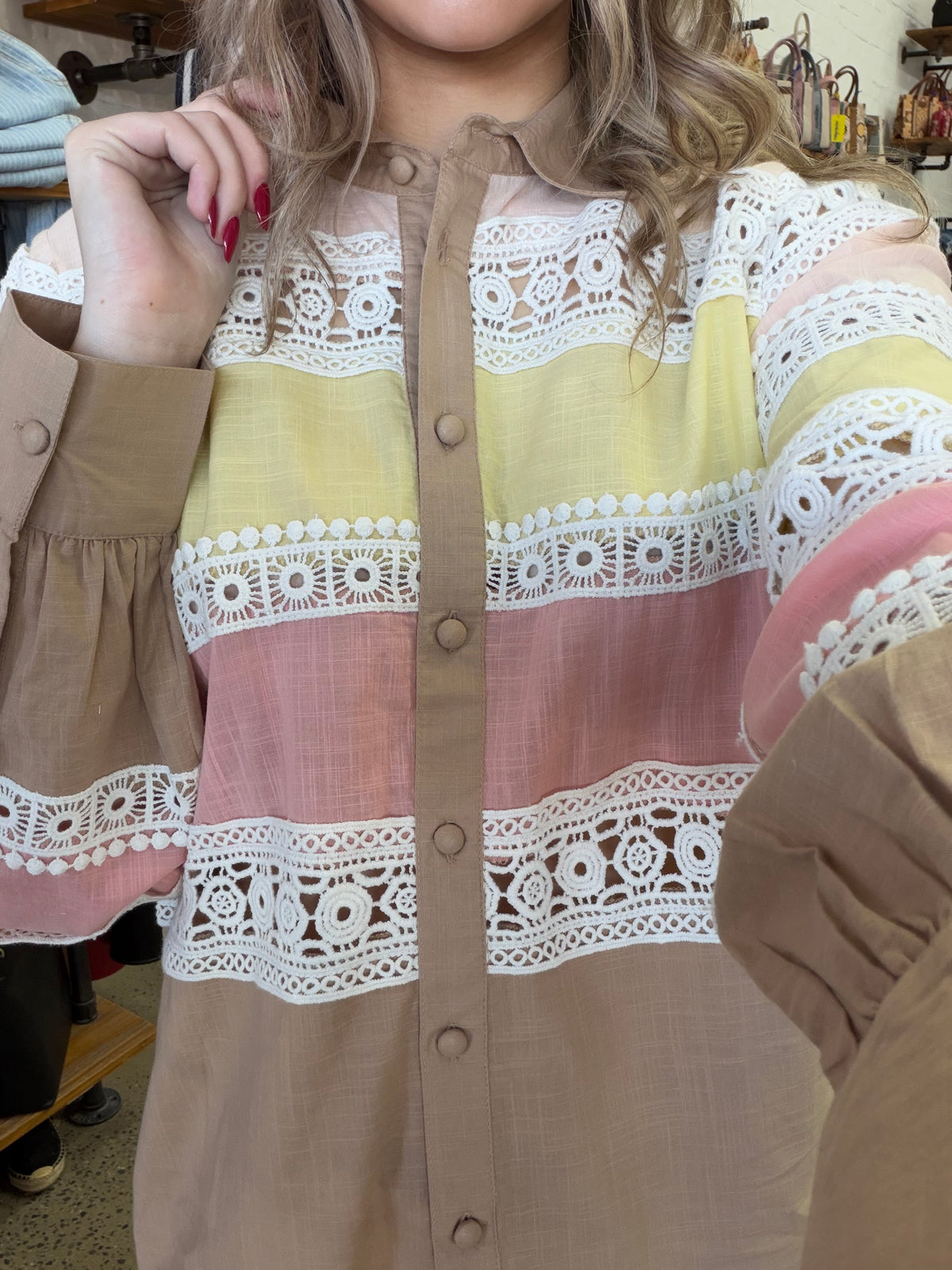 Georgie Top - Contrast Latte Lace