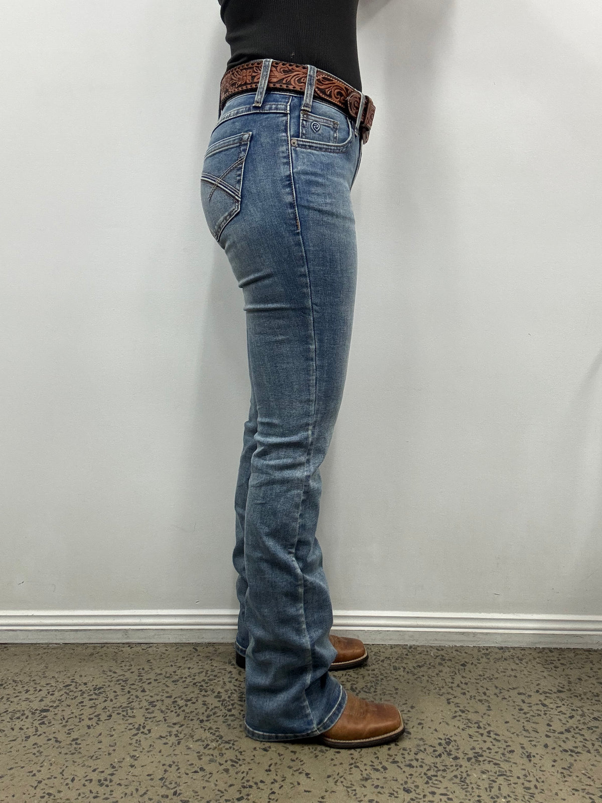Rock & Roll Cowgirl Jeans - BW4RD09087 - Curve Embroidery Mid Rise Riding Fit