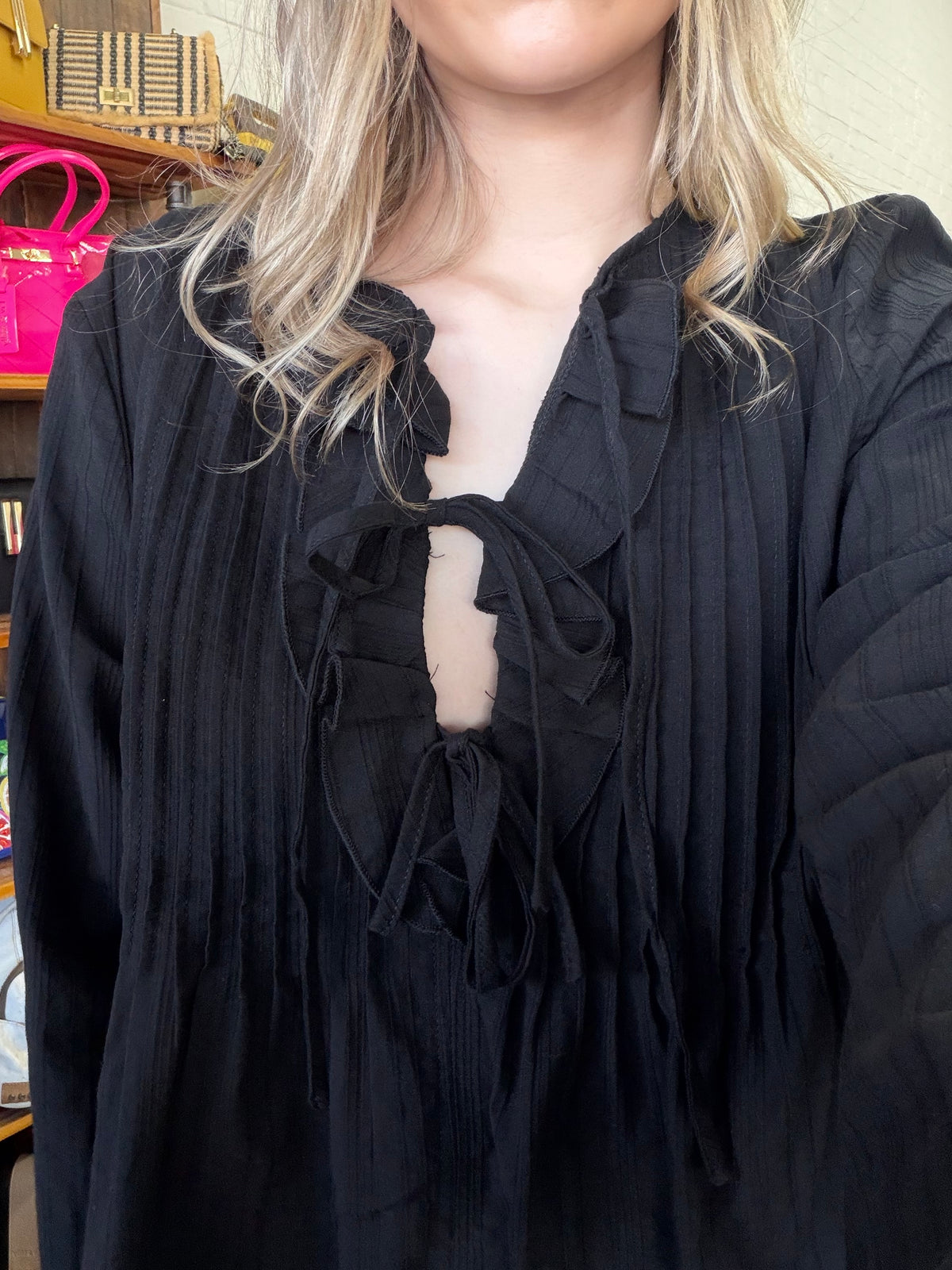 Nyxie Ruffle Top - Black