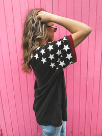 Wandering Heart Oversized Tee - Charcoal & Red