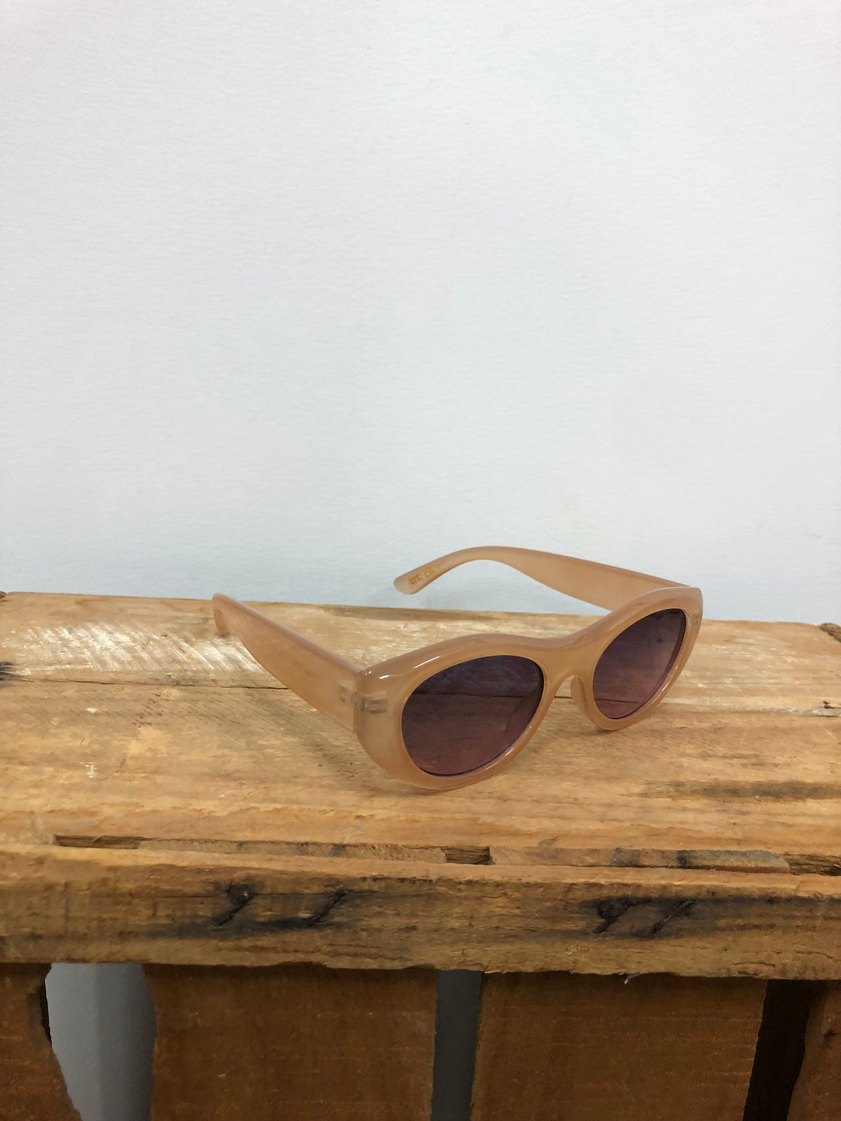 Milla Hart Sunglasses - Nora (Bone)