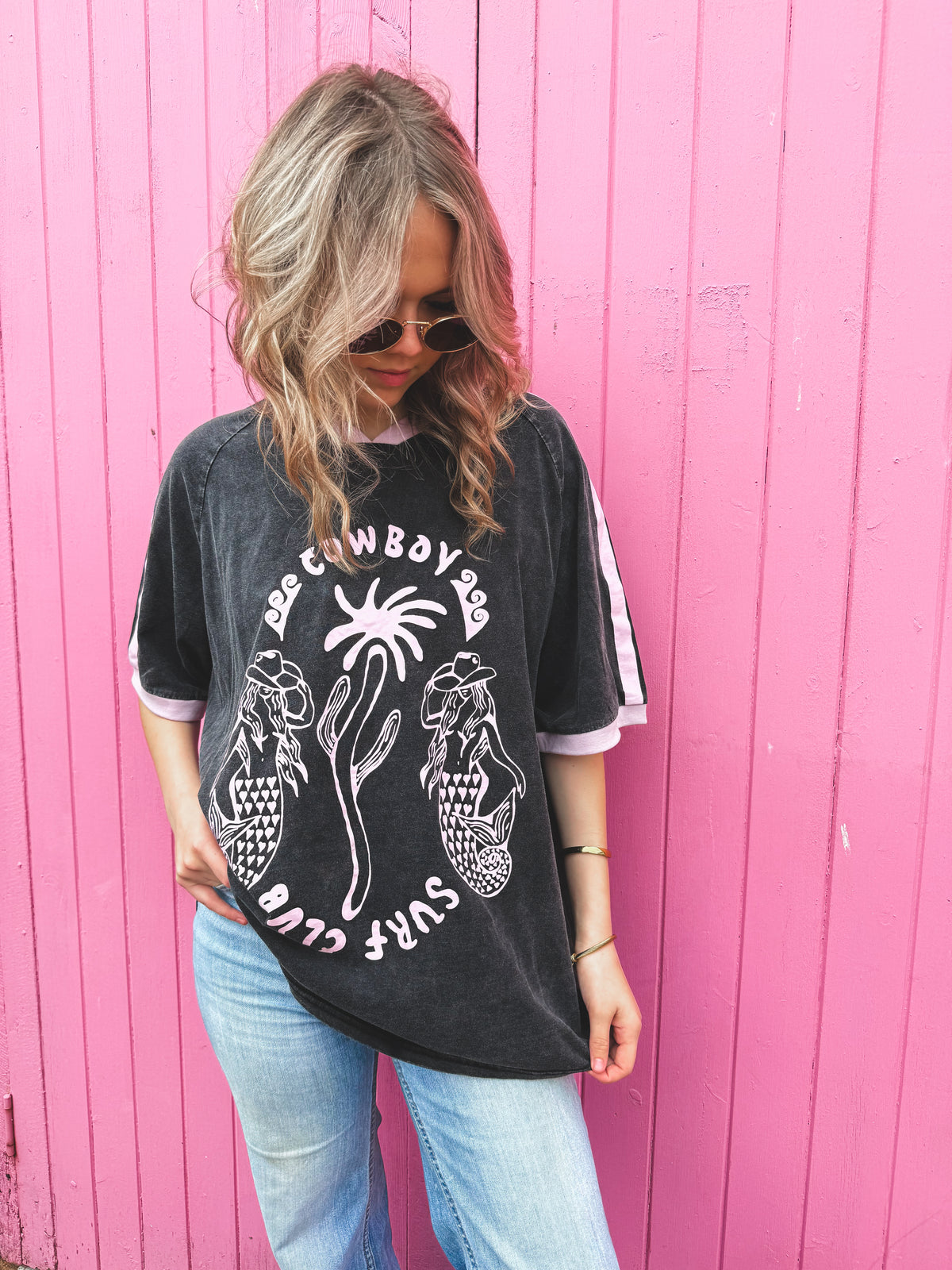 Coastal Cowboy Oversized Tee - Charcoal & Pink