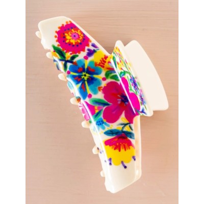Floral Claw Clip - Cream