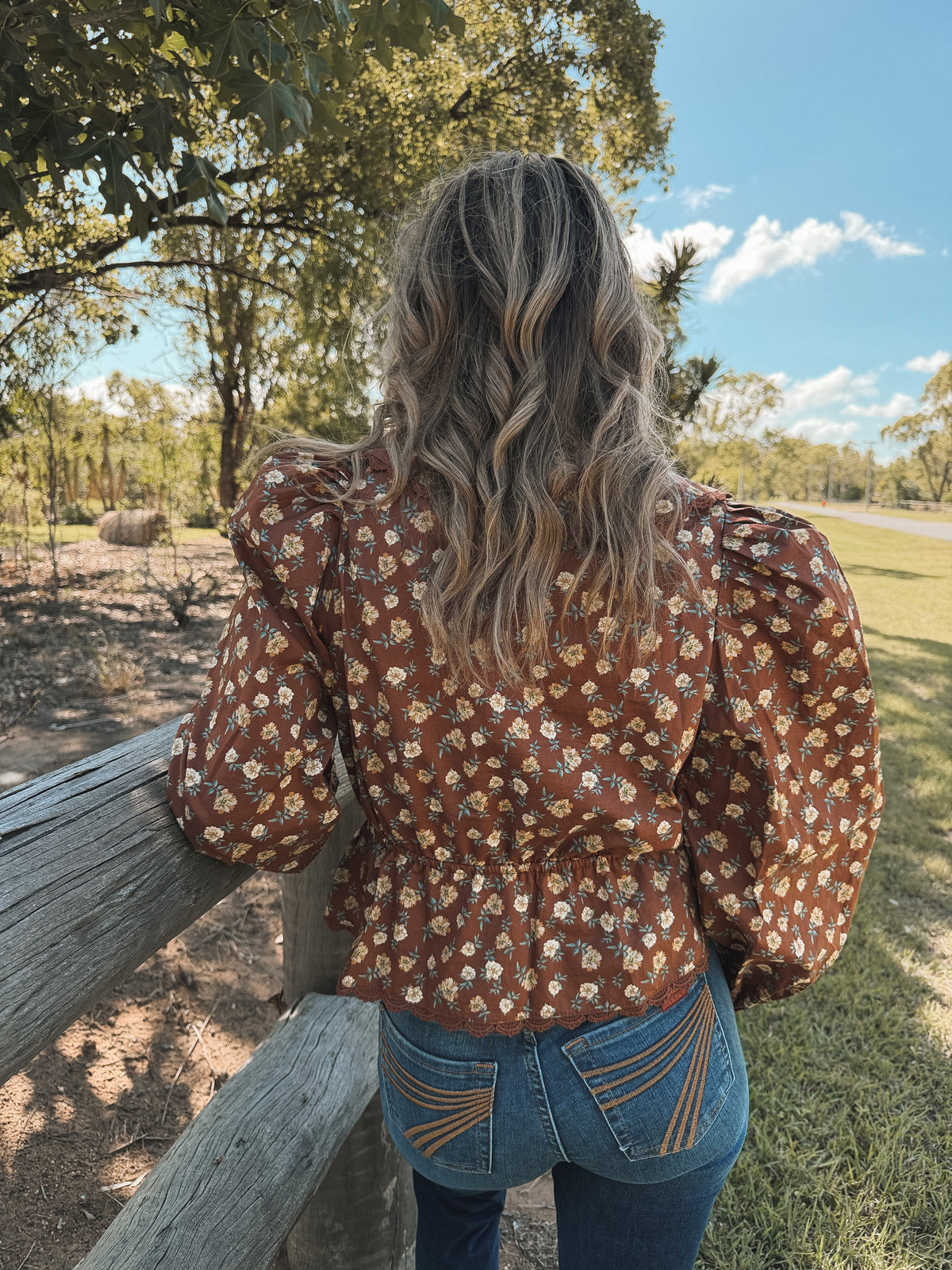 Autumn Bloom Top - Chocolate