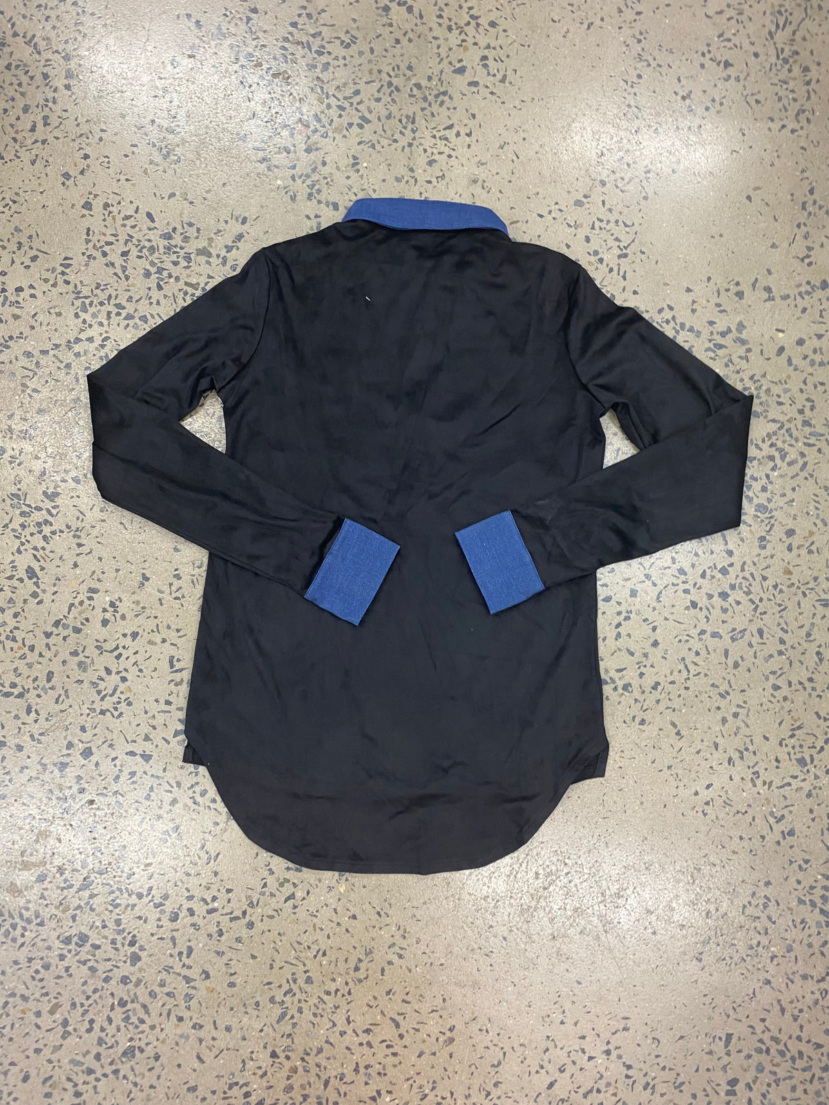 Cowgirl Tuff Pullover Arena Shirt - Black With Western Swirl Embroidery