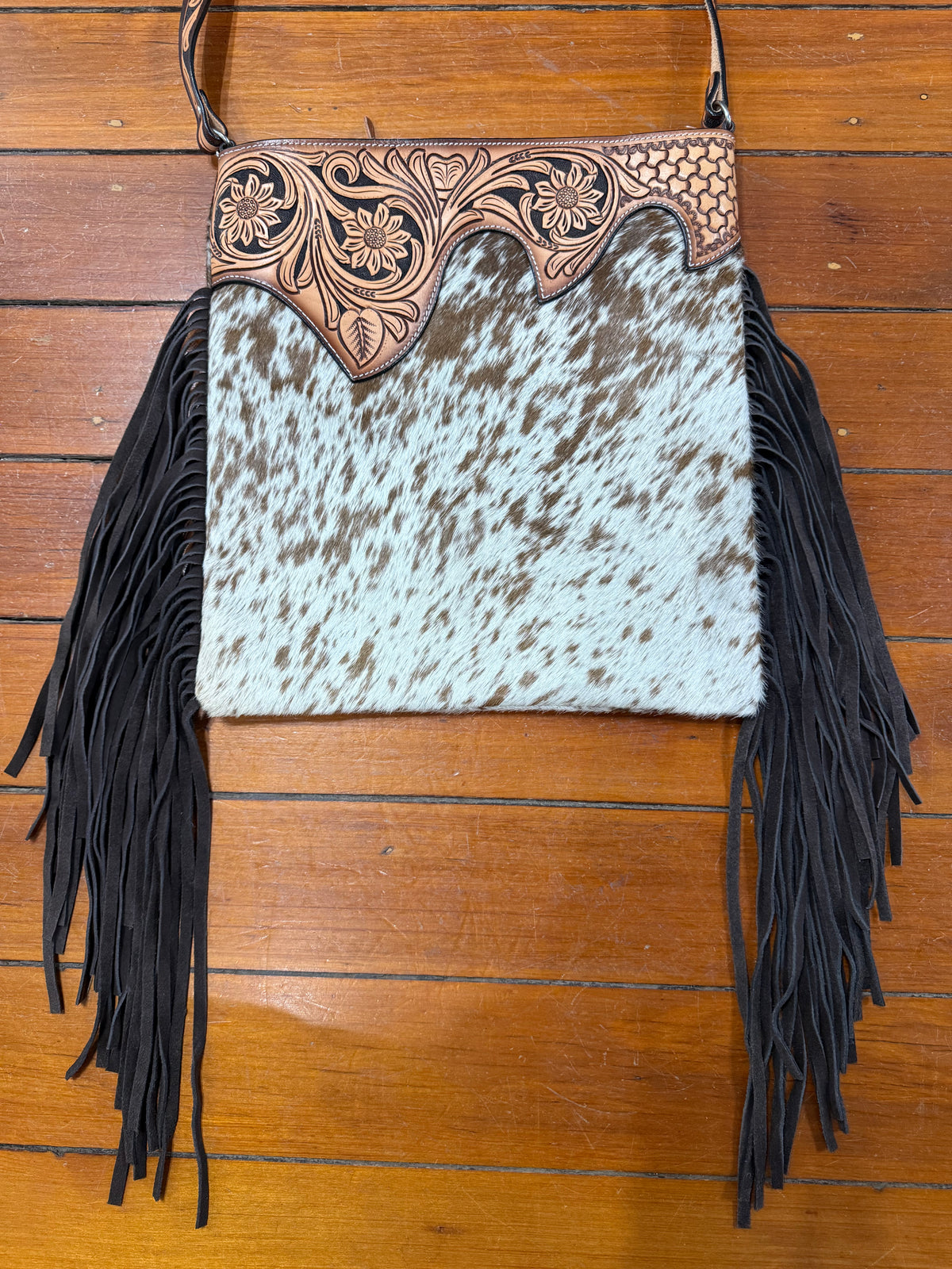 Carter - Clutches & Crossbody