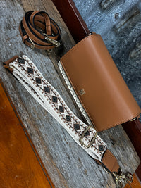 Milly Crossbody - Tan