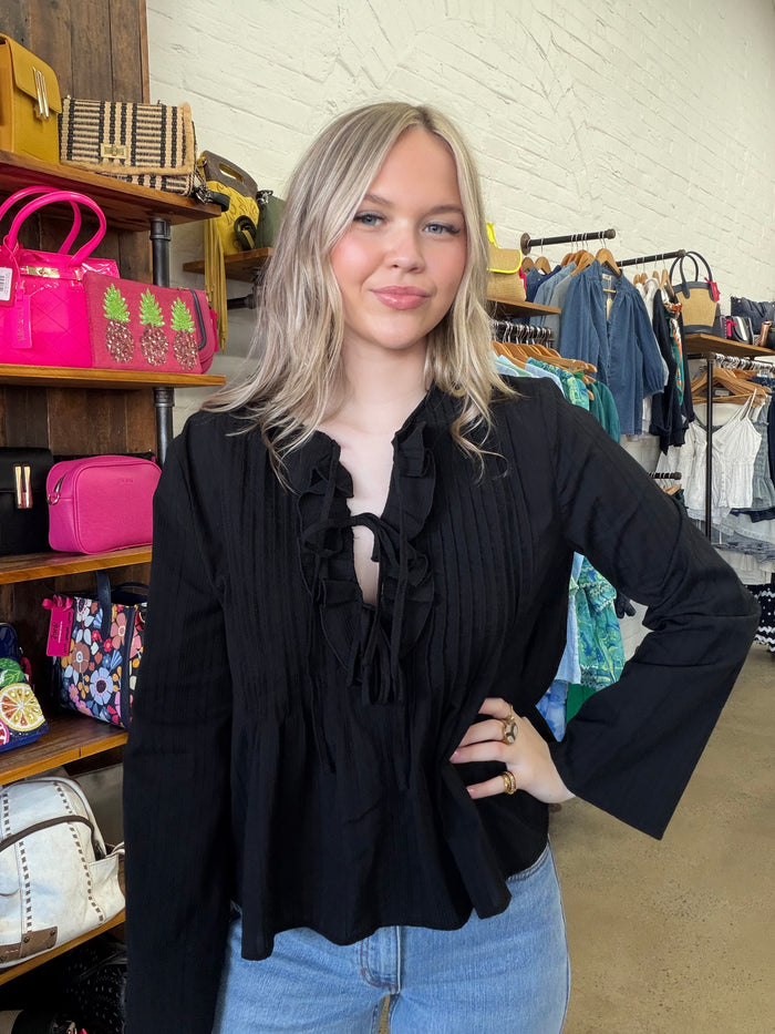 Nyxie Ruffle Top - Black