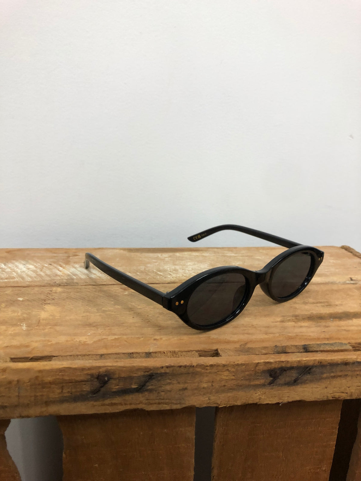 Milla Hart Sunglasses - Alva (Black)