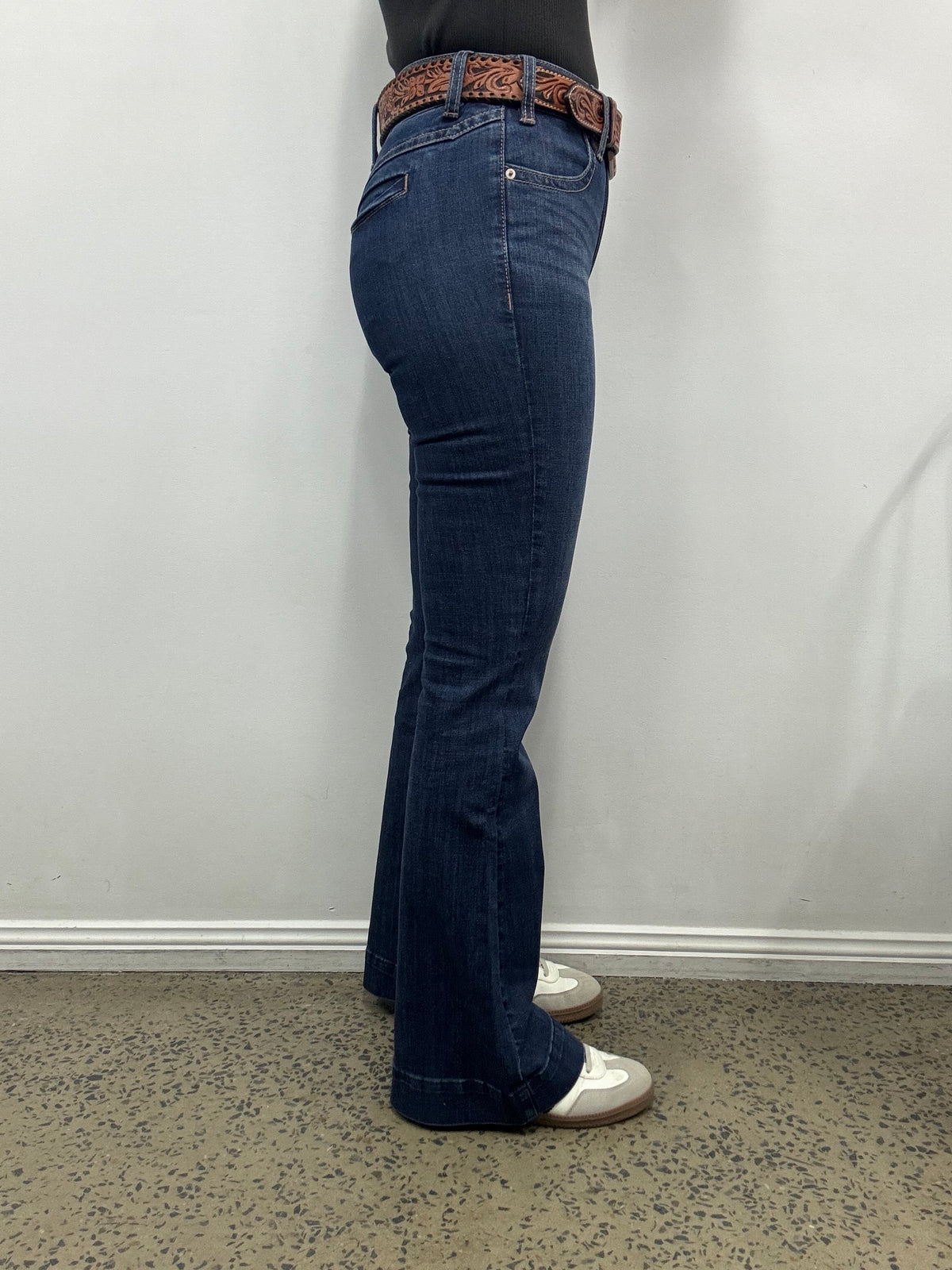 Rock & Roll Cowgirl Jeans - BW5HD09092 - Signature Yoke High Rise Trouser