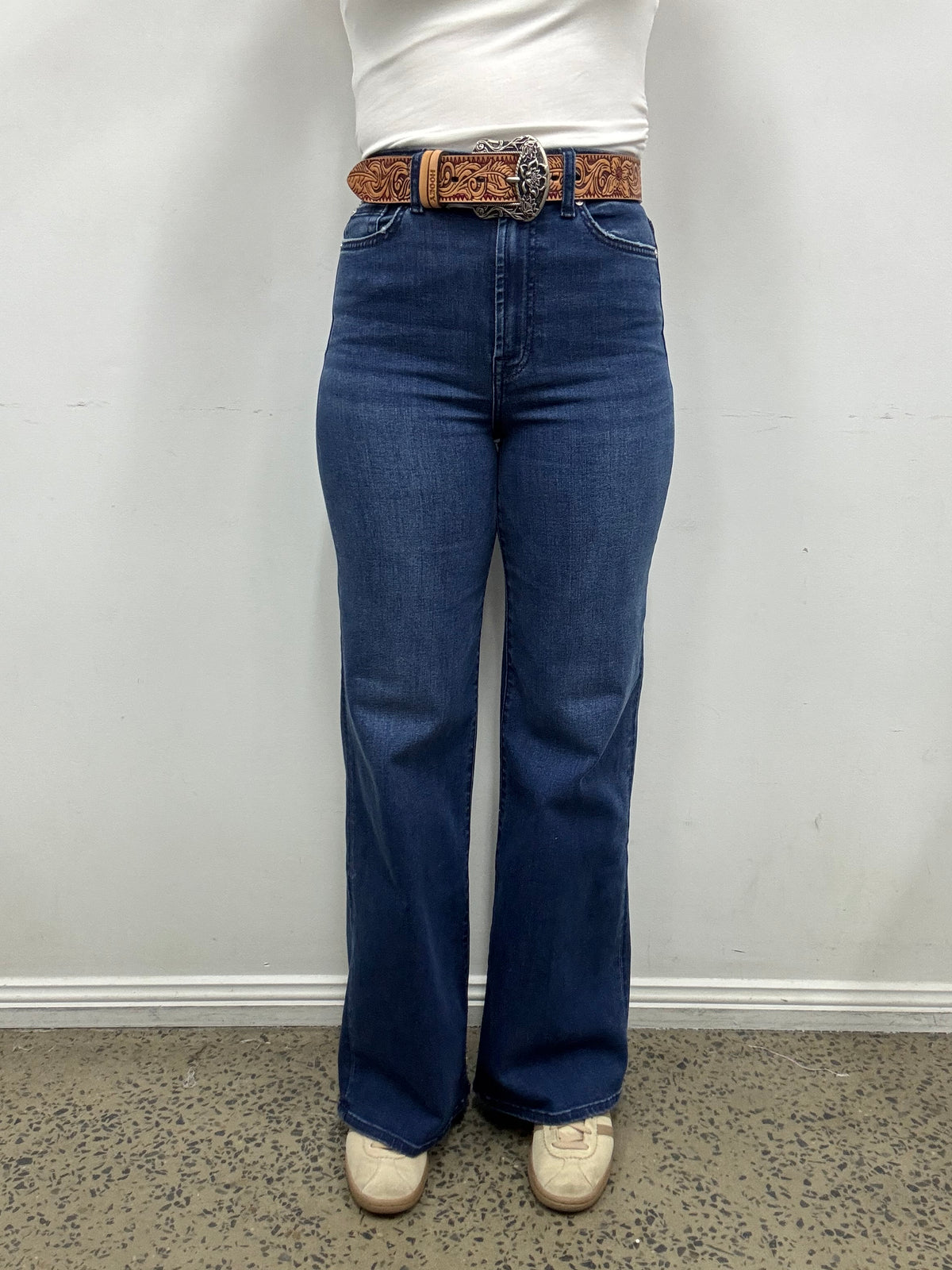 7 For All Mankind - Ultra High Rise Jo Crater