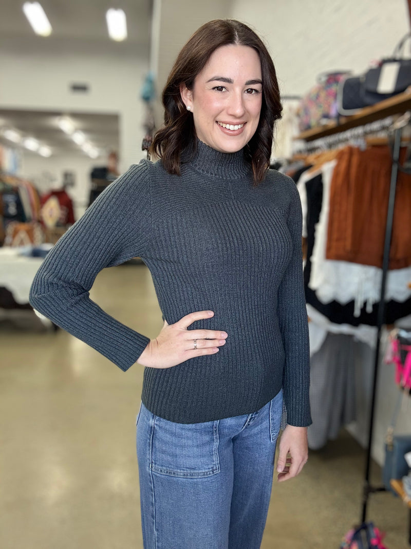 Reece Knit - Charcoal Grey