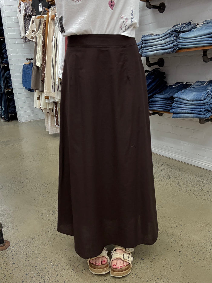 Essential Maxi Skirt - Brown
