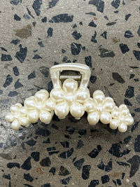 Claw Clip - Pearl Flowers