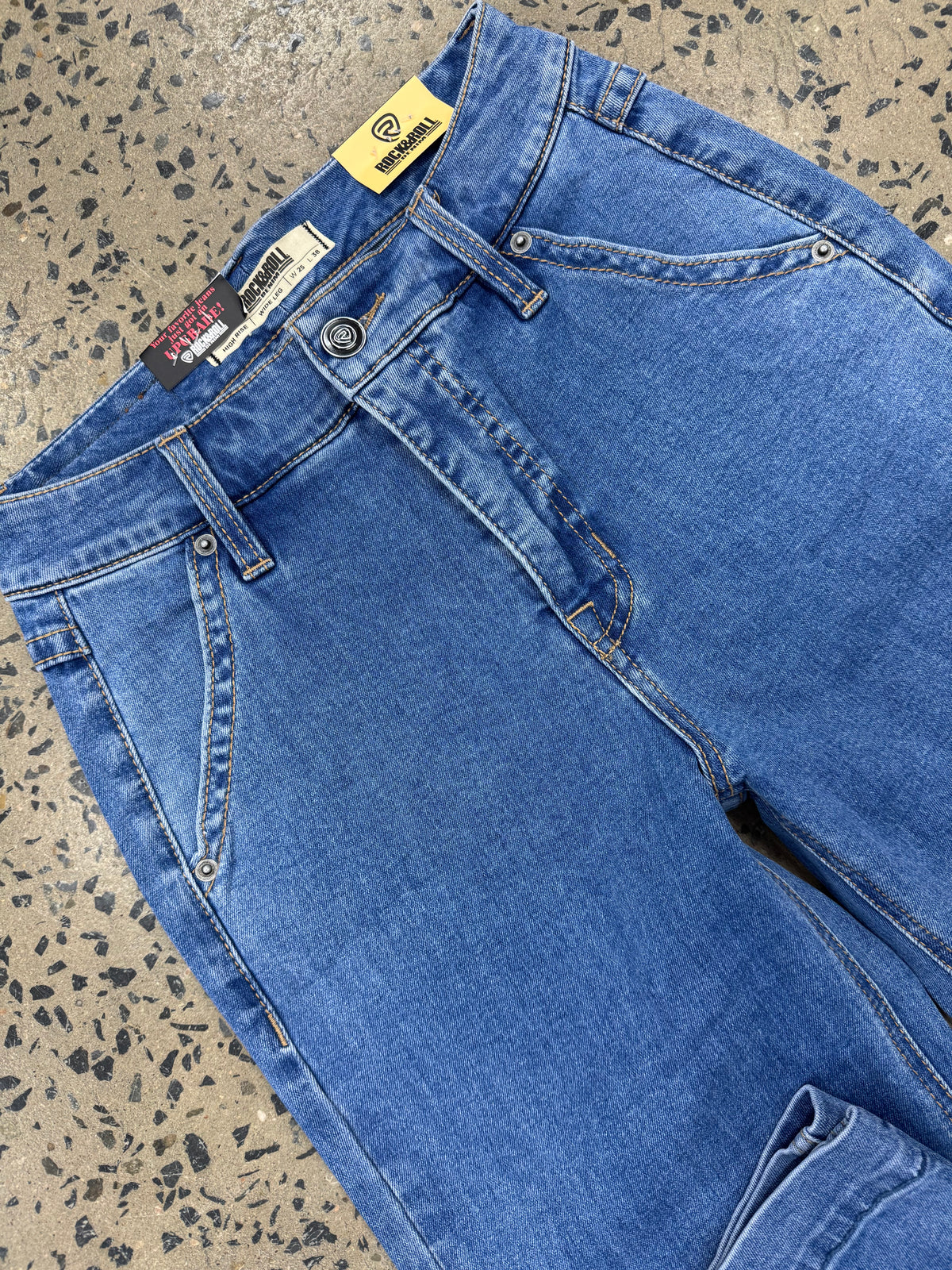 Rock & Roll Cowgirl Jeans - BW6HD09098 - Rounded Pocket Wide Leg
