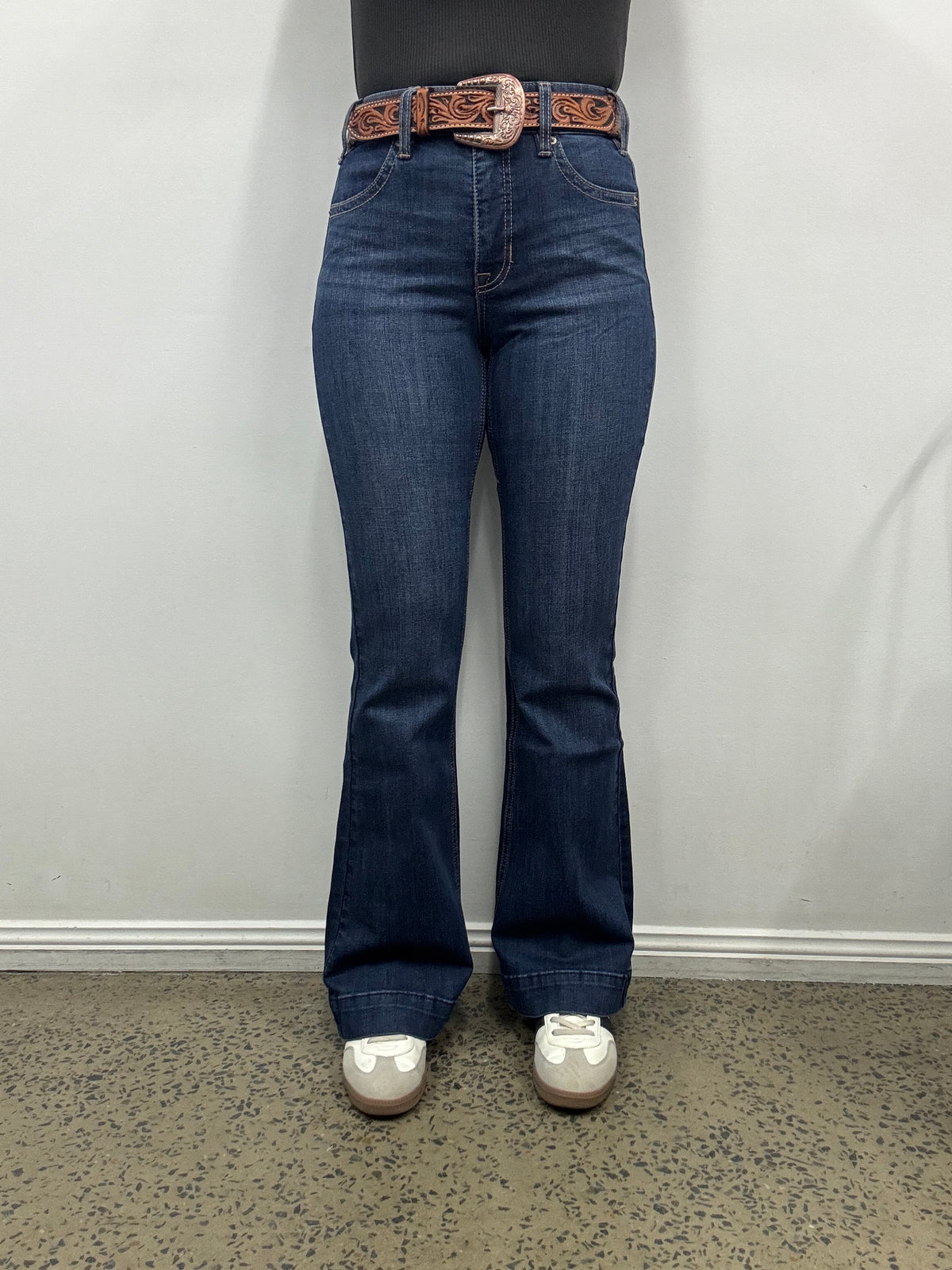 Rock & Roll Cowgirl Jeans - BW5HD09092 - Signature Yoke High Rise Trouser