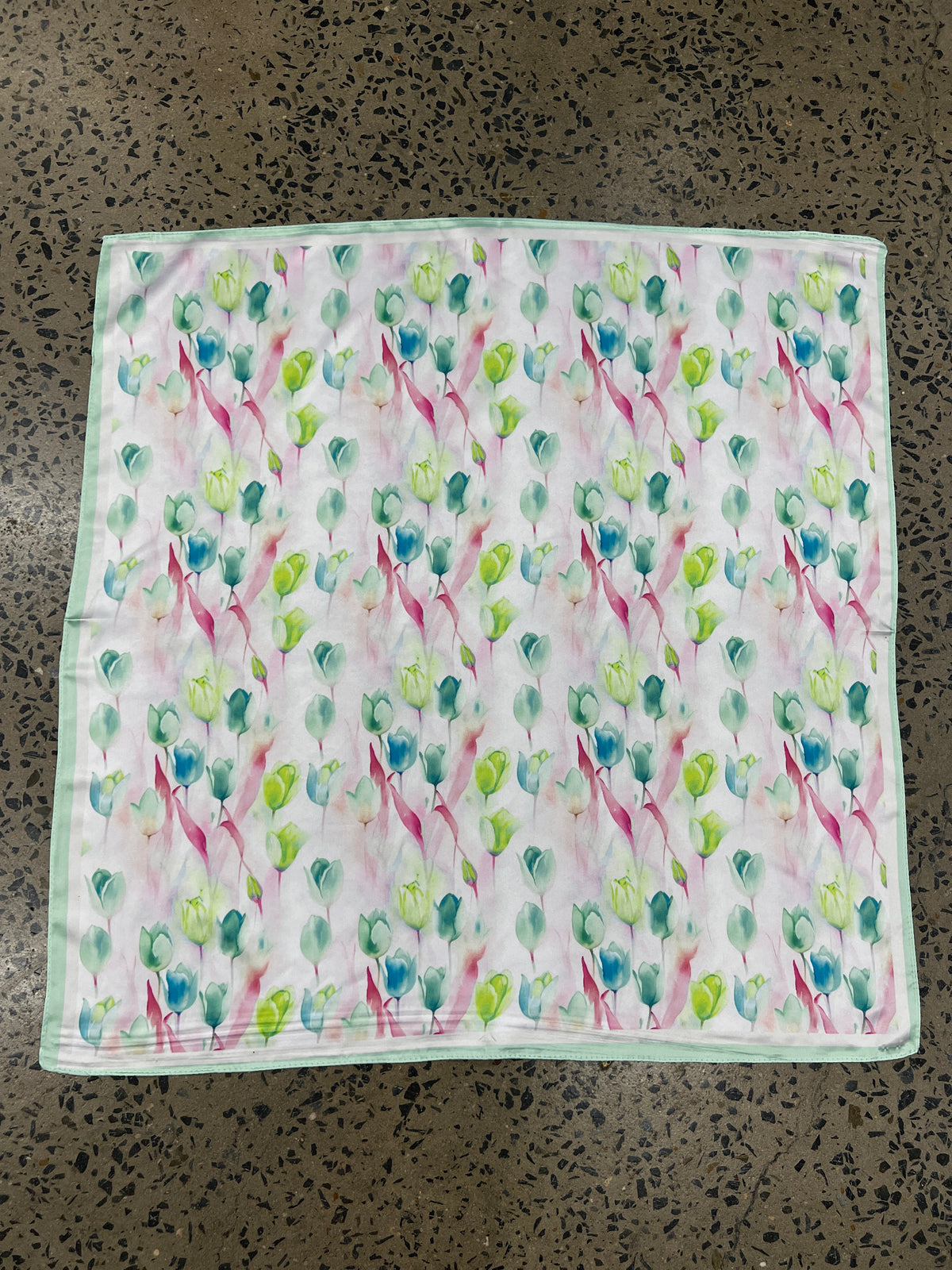 Western Wild Rag - Watercolour Tulips (Green)