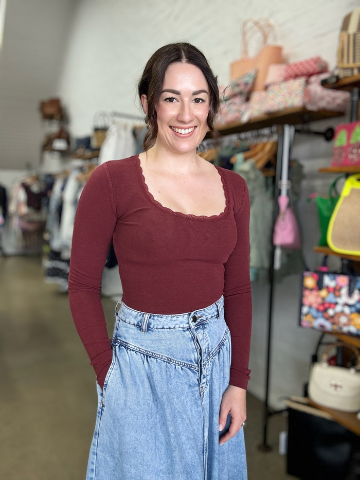 Washed Rib Scoop Neck Long Sleeve Tee - Burgundy