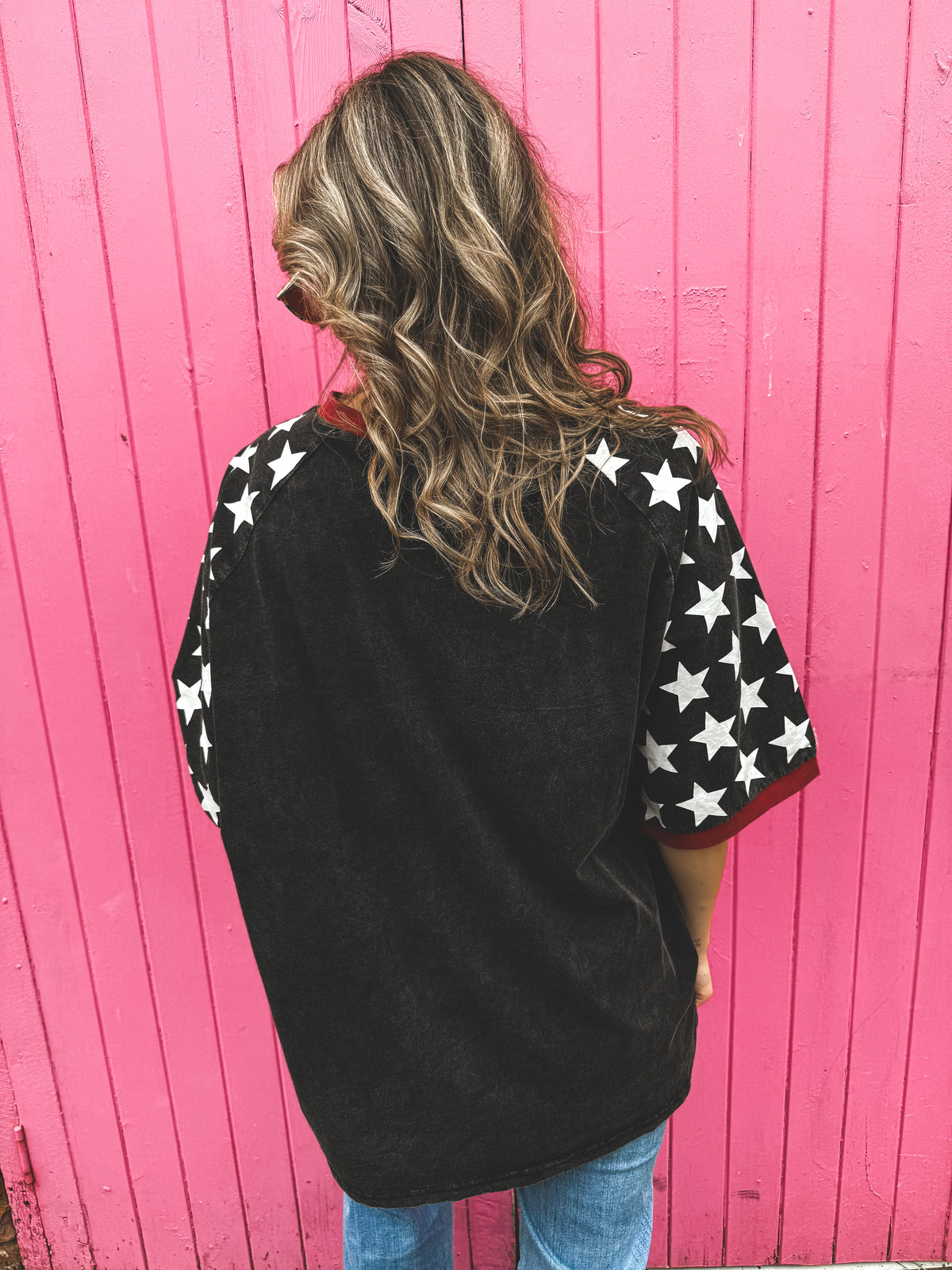 Wandering Heart Oversized Tee - Charcoal & Red