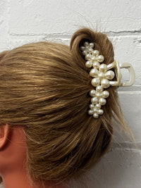 Claw Clip - Pearl Flowers