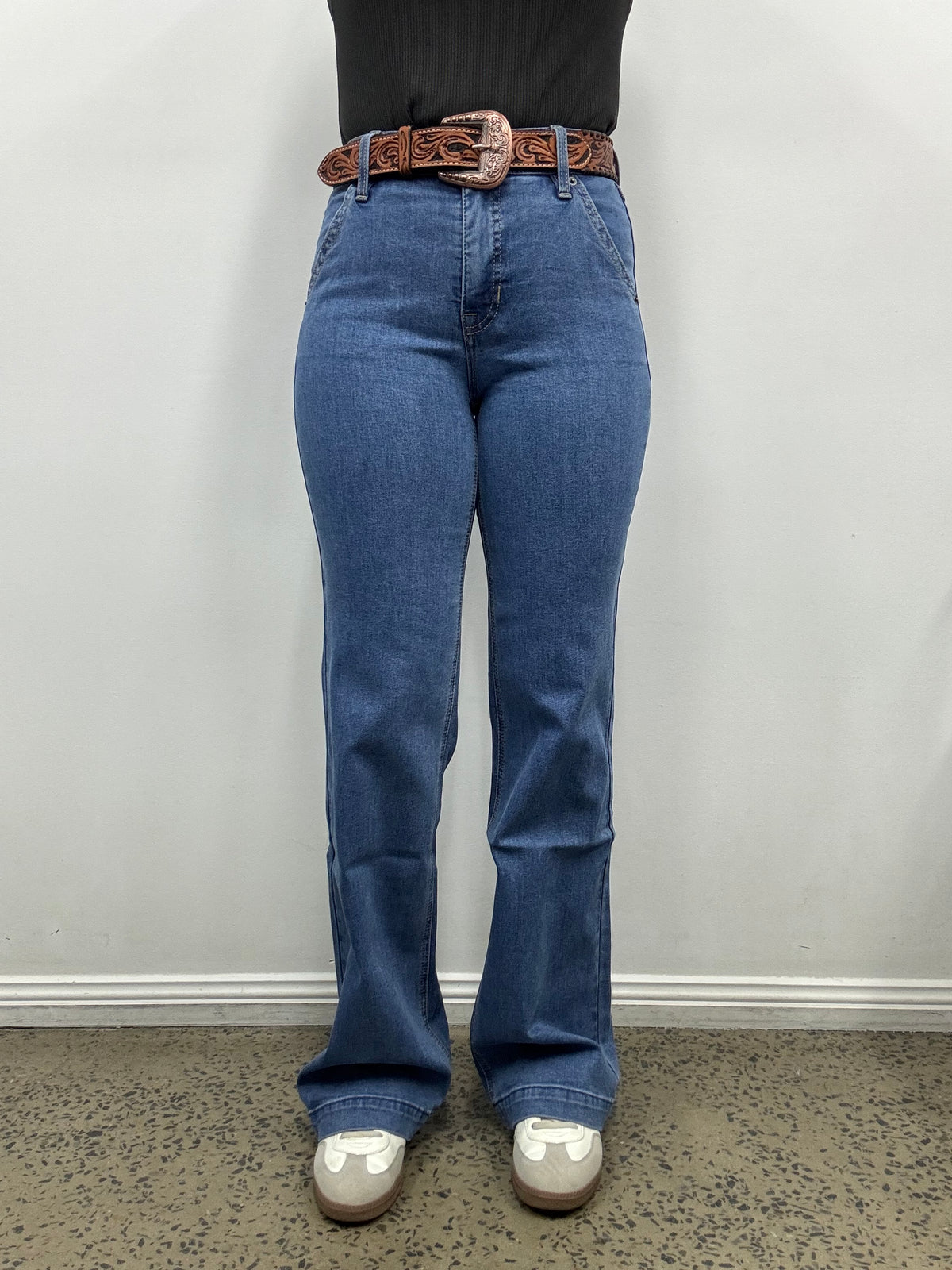 Rock & Roll Cowgirl Jeans - BW6HD09098 - Rounded Pocket Wide Leg