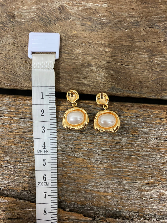 Earrings - Pearl Drop Curved Earrings