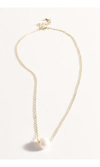 Necklace - Pearl Centre Fine Short Chain