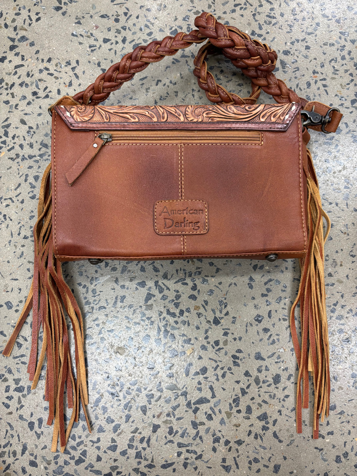 Hali - Crossbody