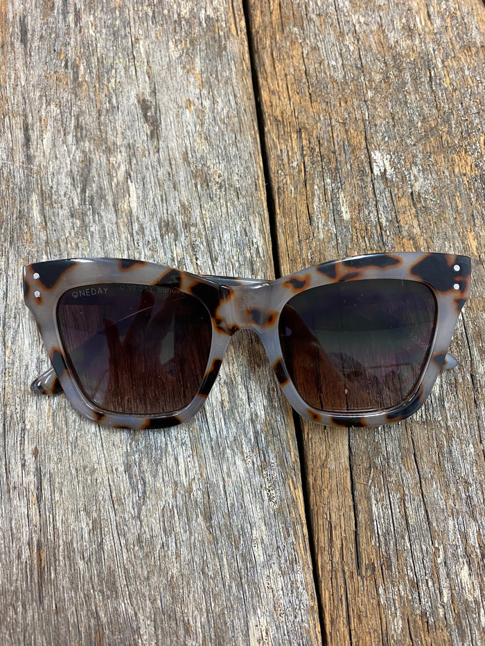 Sunday Sunglasses - Tort Brown